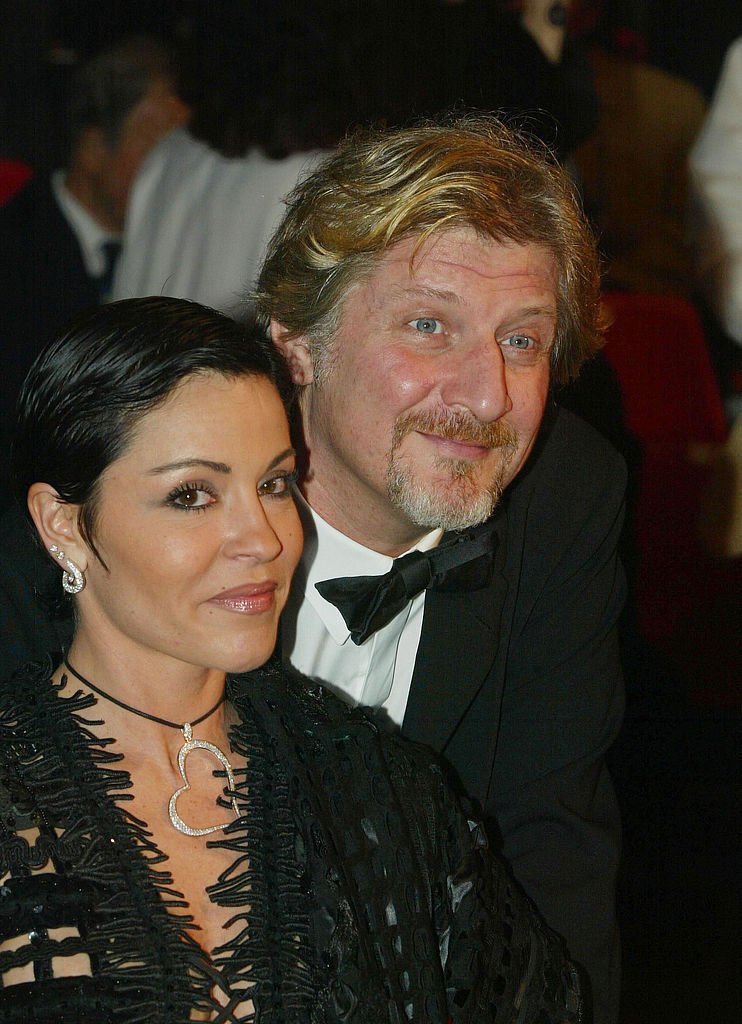 Patrick Sébastien et sa compagne Nathalie le 21 janvier 2003 à Monaco. l Source : Getty Images