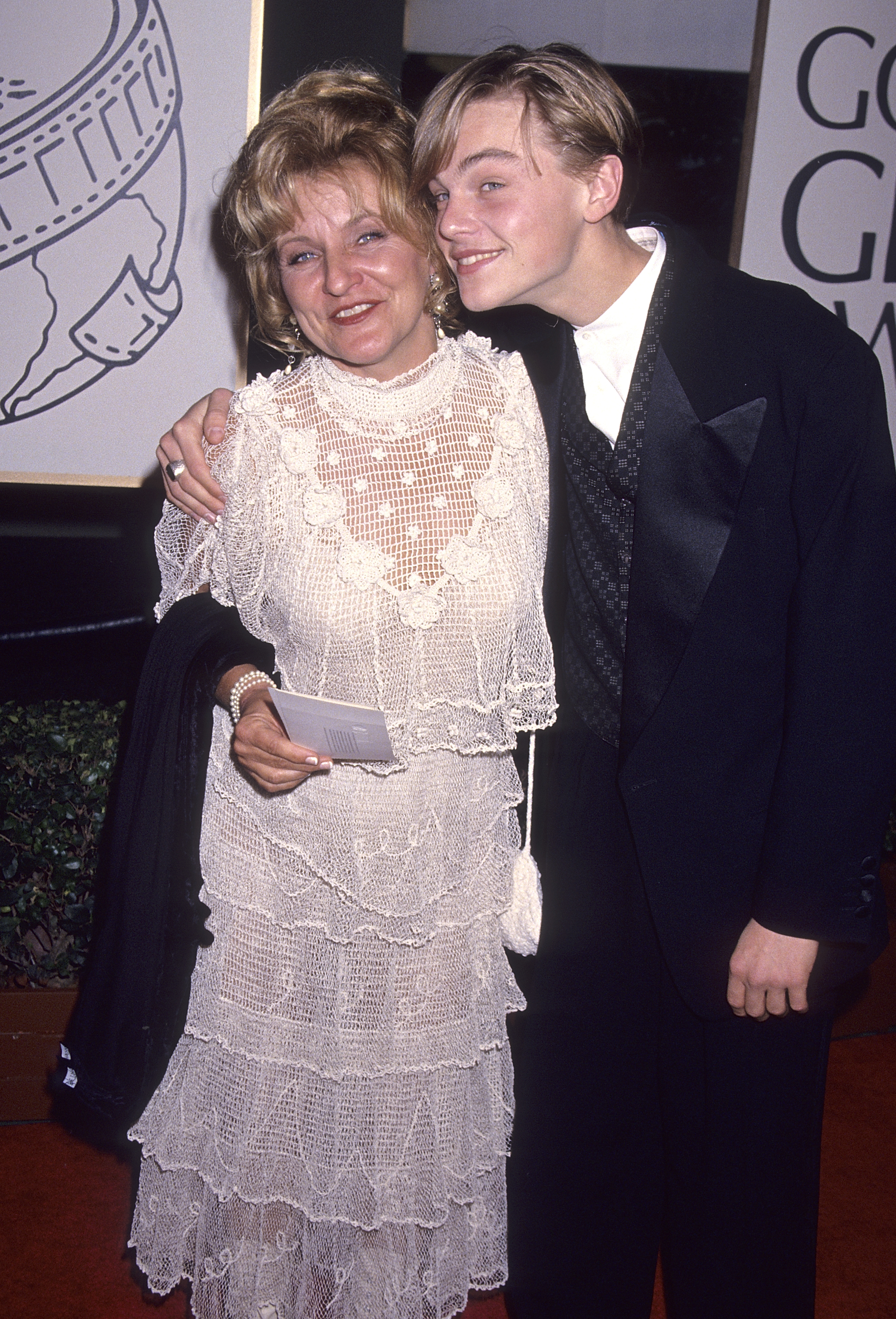 Irmelin Indenbirken and Leonardo DiCaprio attend the 51st Annual Golden Globe Awards in Beverly Hills, California, on January 22, 1994. | Source: Getty Images