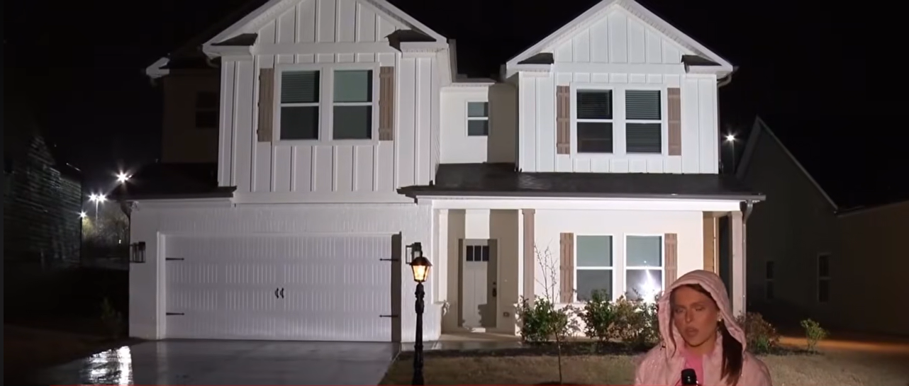 Darron Lee's Ooltewah home where Gabriella Perpetuo was found deceased, posted on March 10, 2026 | Source: YouTube/@newschannelnine