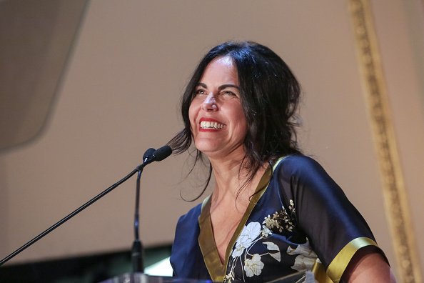 Tracey Stewart speaks on stage during the 2015 Farm Sanctuary Gala held on October 24, 2015 | Photo: Getty Images