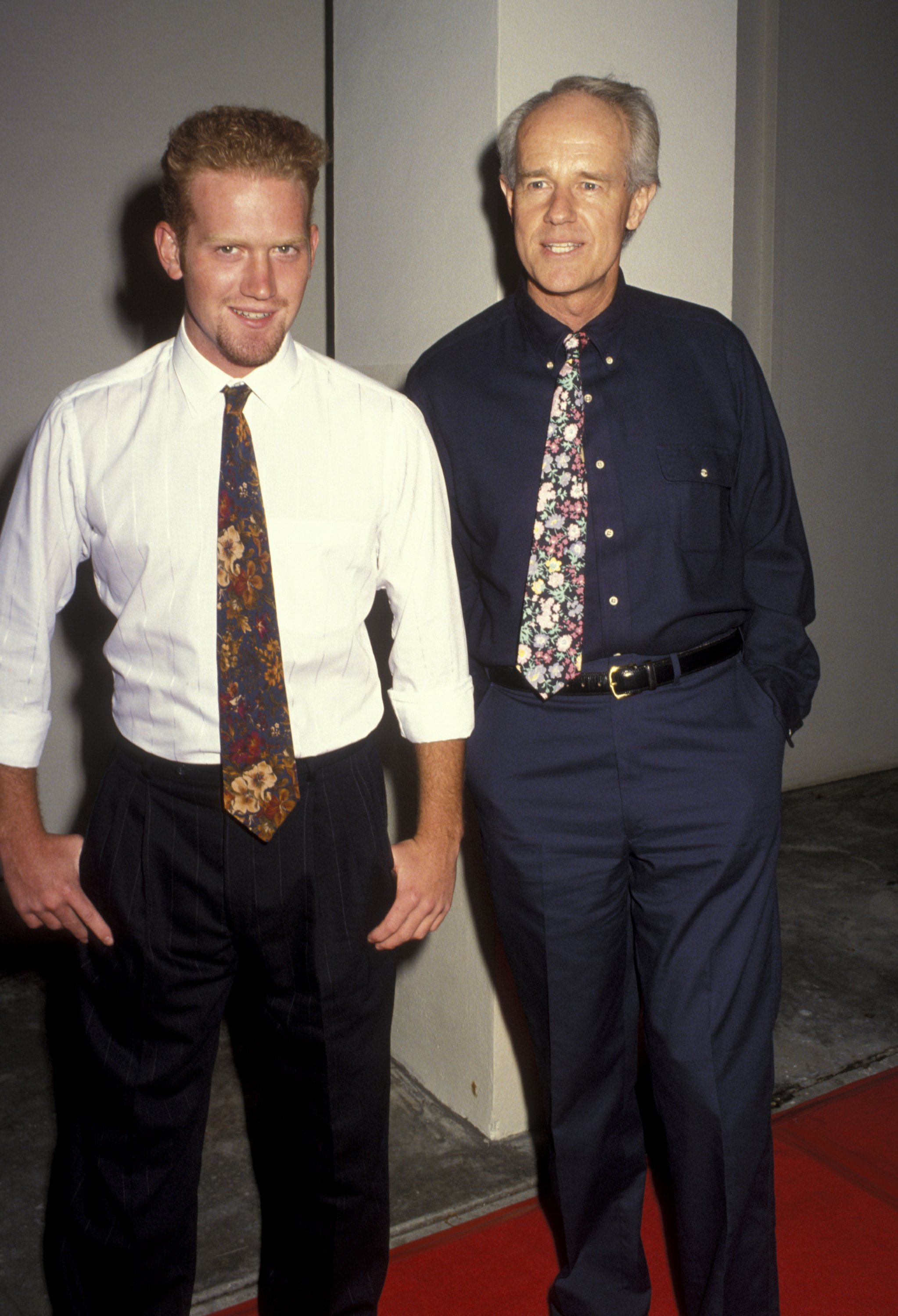 Mike Farrell and Mike Farrell, Jr. at the Benefit Premiere of "Bob Roberts" on September 1, 1992 | Source: Getty Images