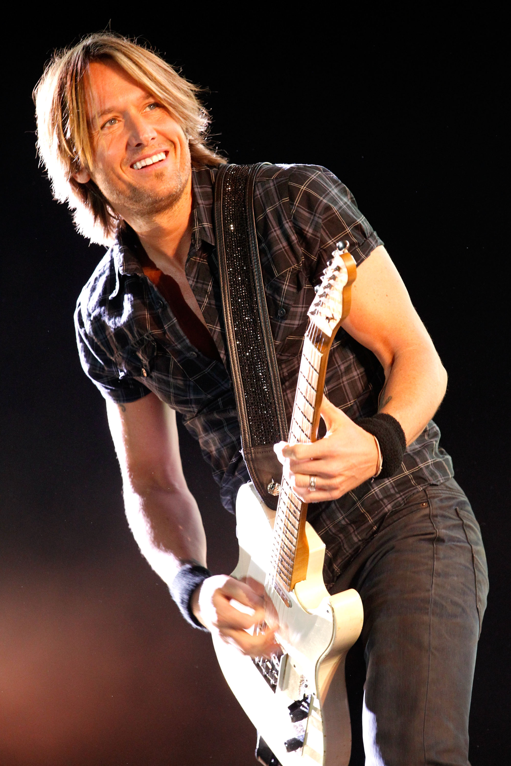 Keith Urban performs during day 1 of Stagecoach: California's Country Music Festival in Indio, California, on April 24, 2010. | Source: Getty Images
