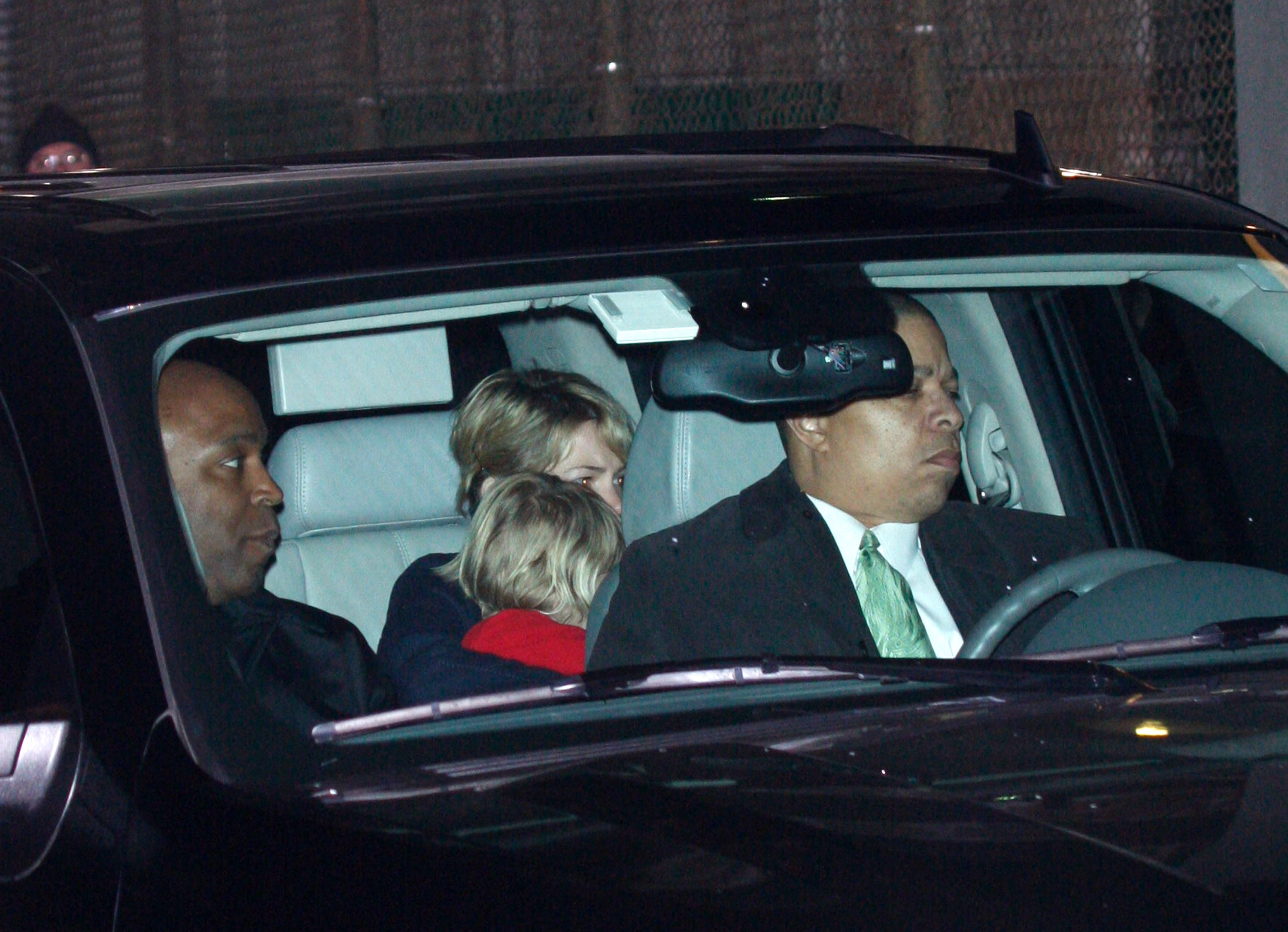 Michelle Williams and Matilda Ledger spotted in a car in Brooklyn, New York on January 23, 2008 | Source: Getty Images