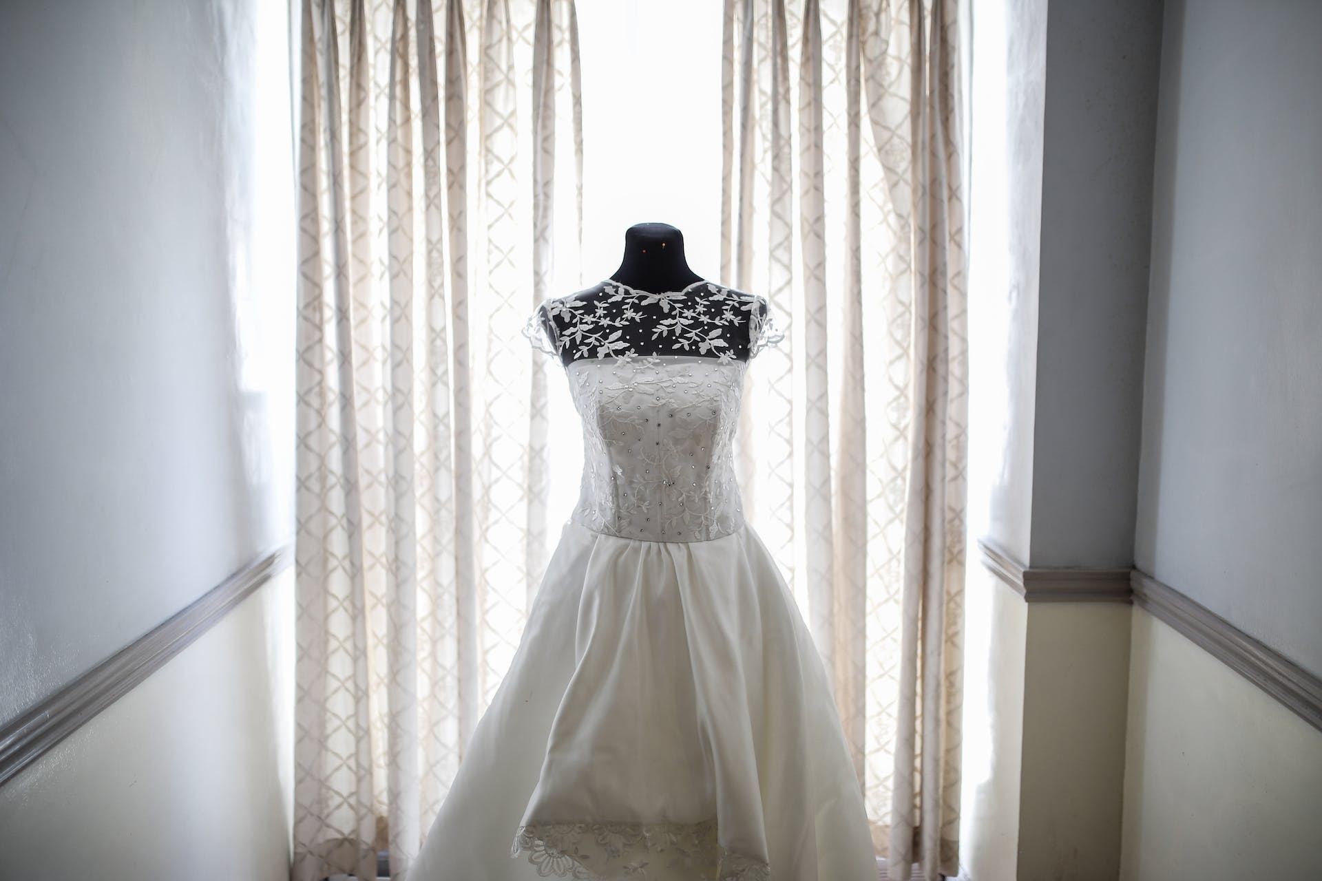 A bridal gown | Source: Pexels