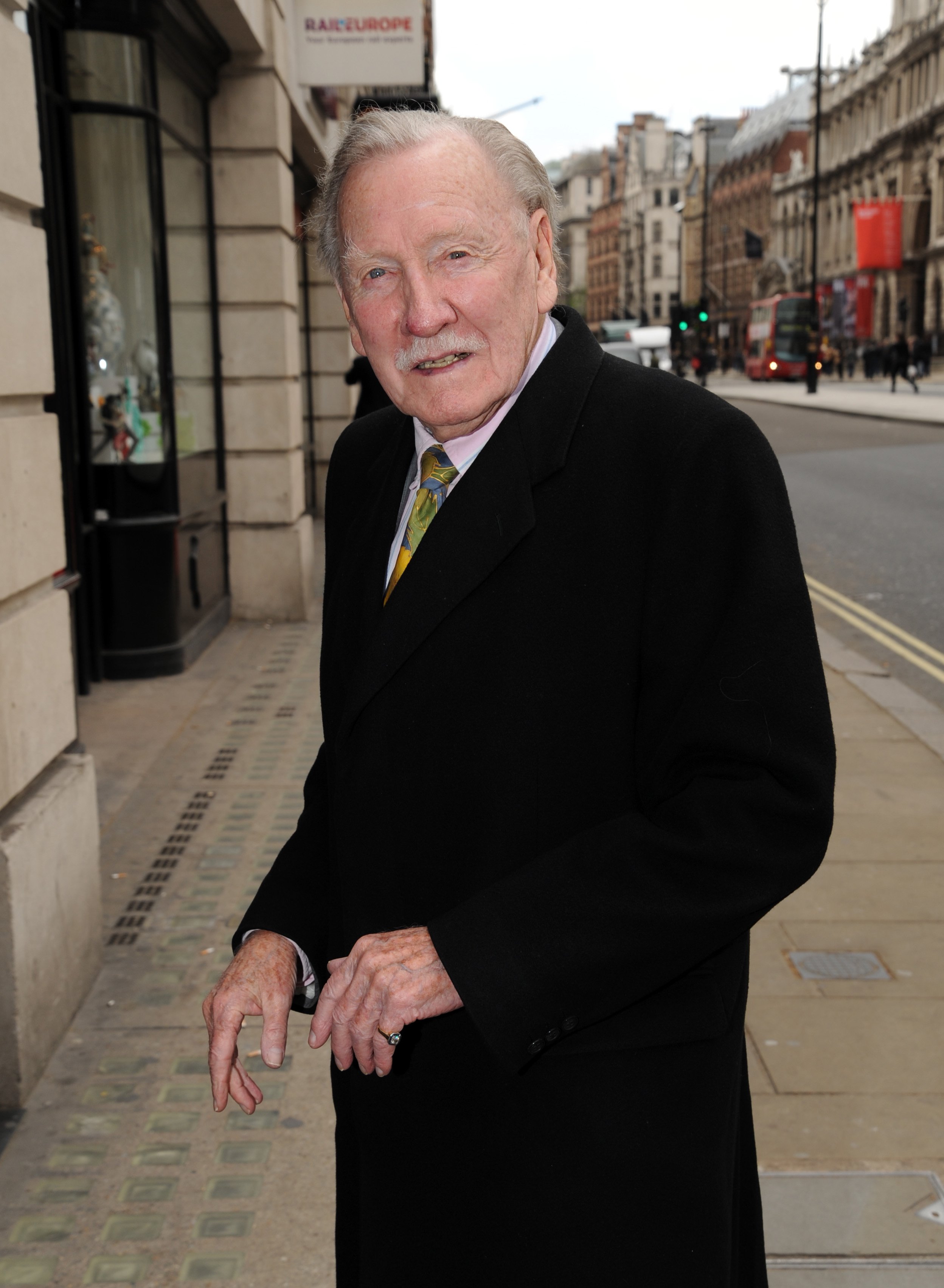 Leslie Phillips on May 10, 2013, in London, England | Source: Getty Images