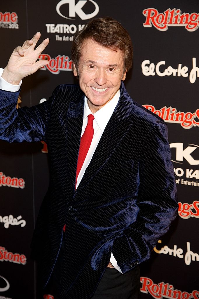 Raphael asiste a los Premios Rolling Stone 2012 en el Kapital Club, el 21 de noviembre de 2012 en Madrid, España. | Imagen: Getty Images Raphael asiste a los Premios Rolling Stone 2012 en el Kapital Club, el 21 de noviembre de 2012 en Madrid, España. | Imagen: Getty Images