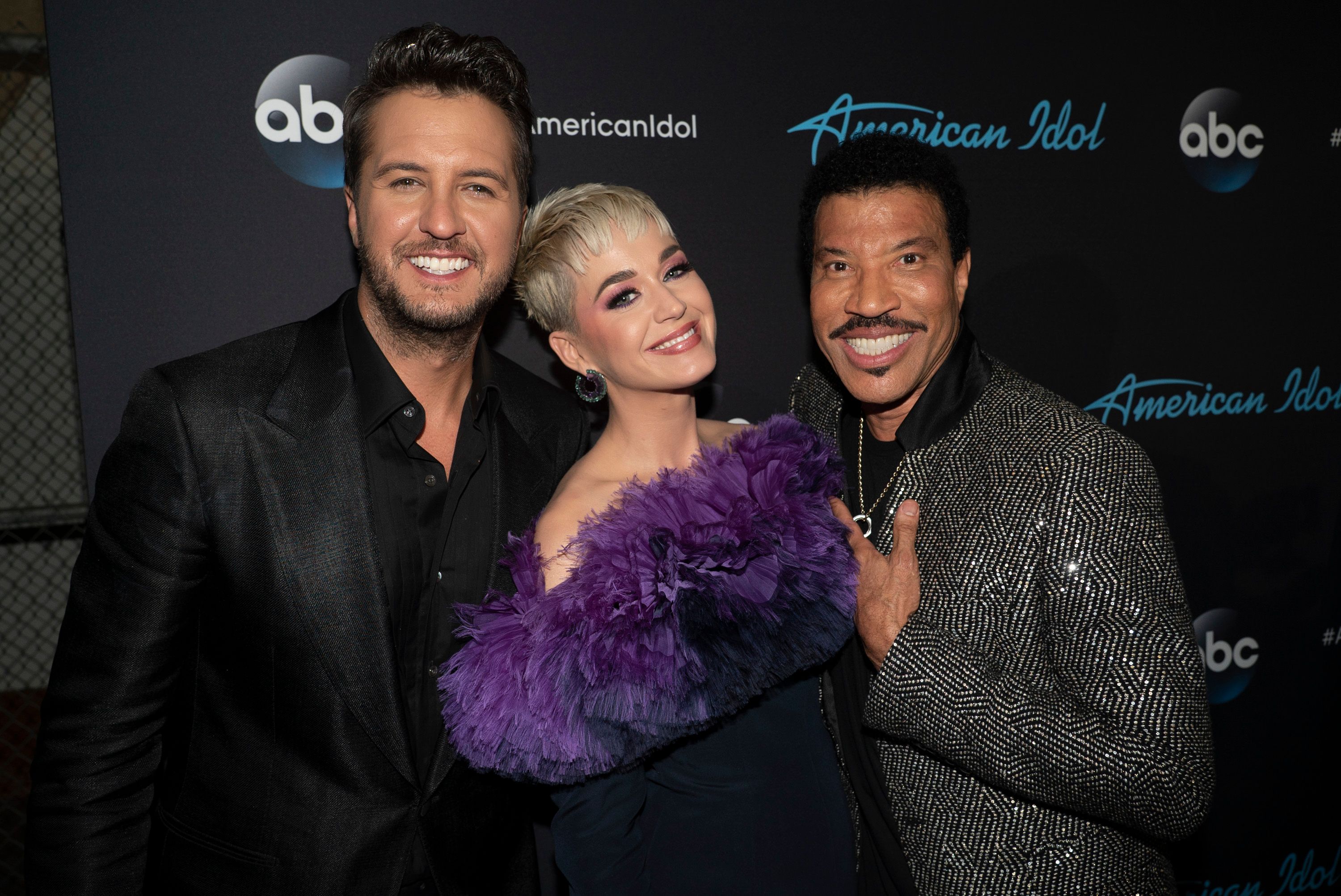 Luke Bryan, Katy Perry, and Lionel Richie on the set of "American Idol" on May 21, 2018. | Photo: Getty Images
