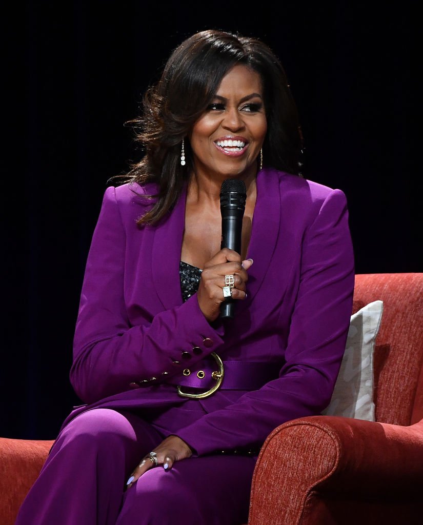  Former First Lady Michelle Obama attends 'Becoming: An Intimate Conversation with Michelle Obama' at State Farm Arena | Photo: Getty Images