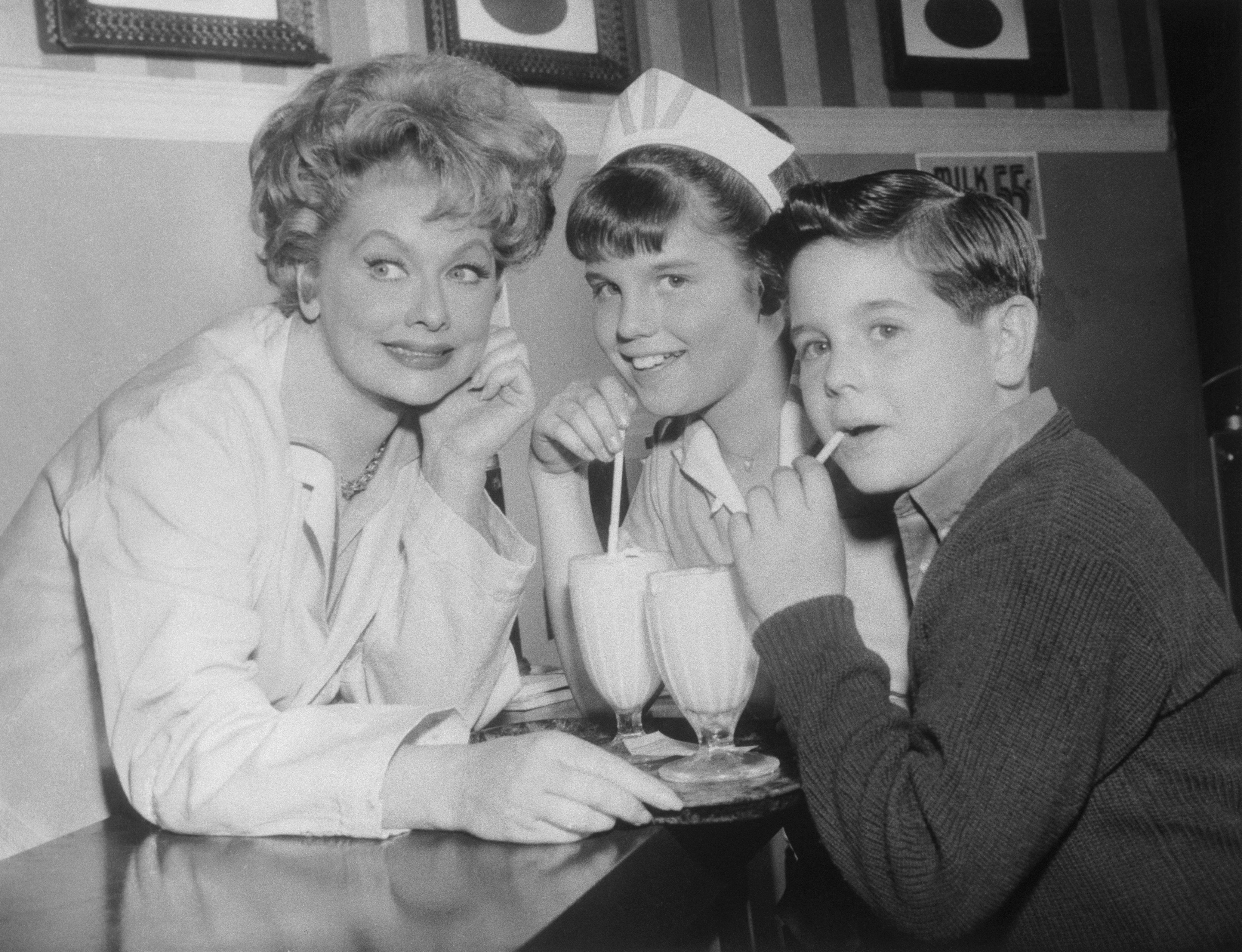 Lucille Ball with her children Desi and Lucie in 1963 | Source: Getty Images