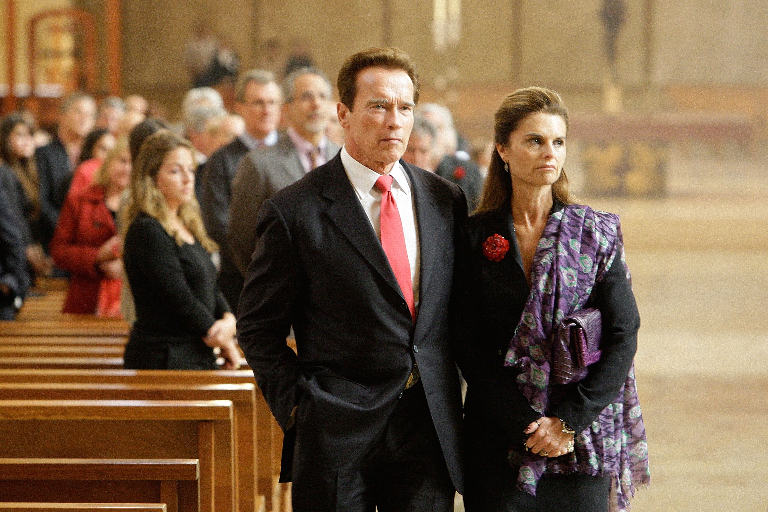 Arnold Schwarzenegger y su exesposa Maria Shriver en Los Ángeles en 2010. | Foto: Getty Images 