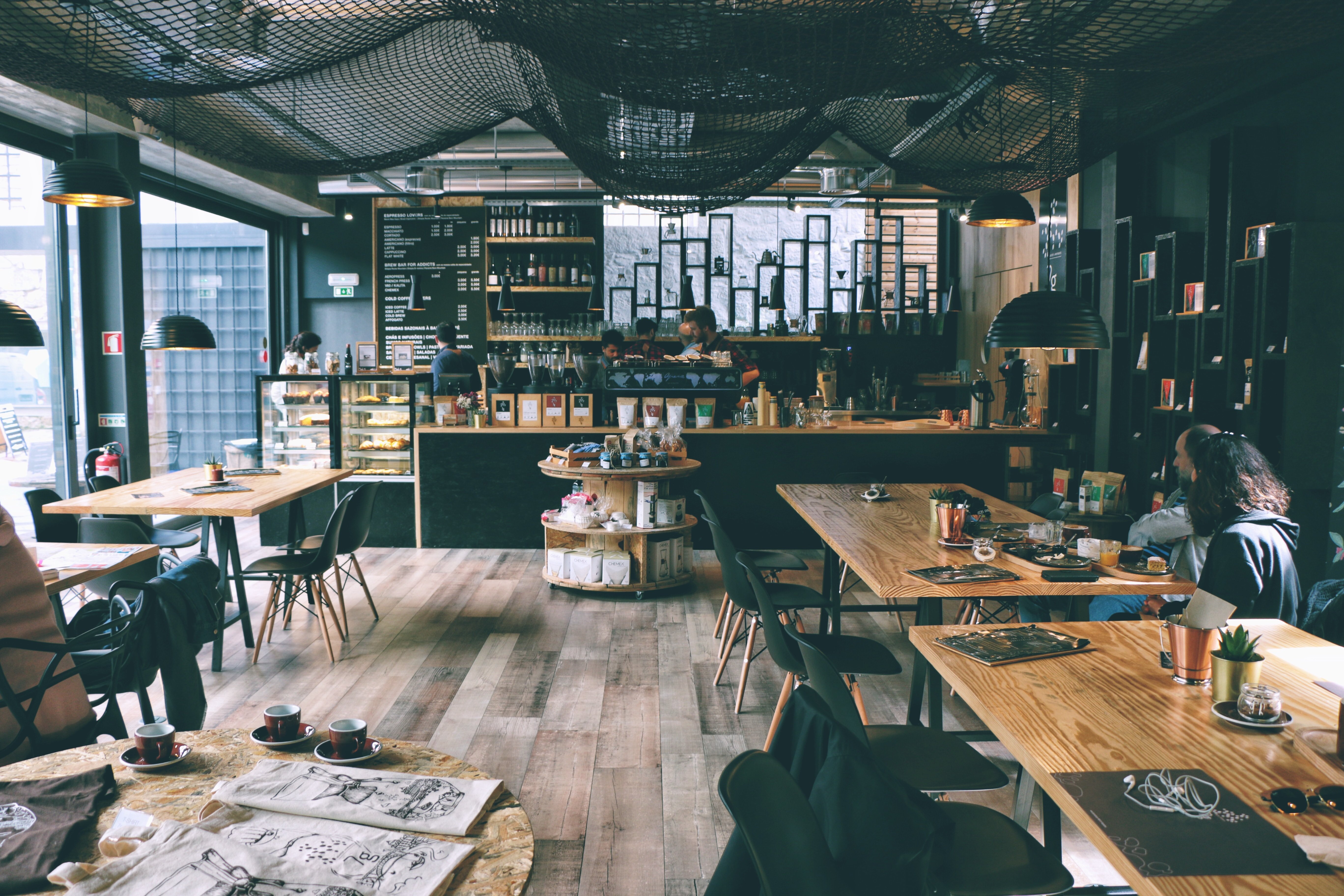  A nice restaurant. | Source: Unsplash