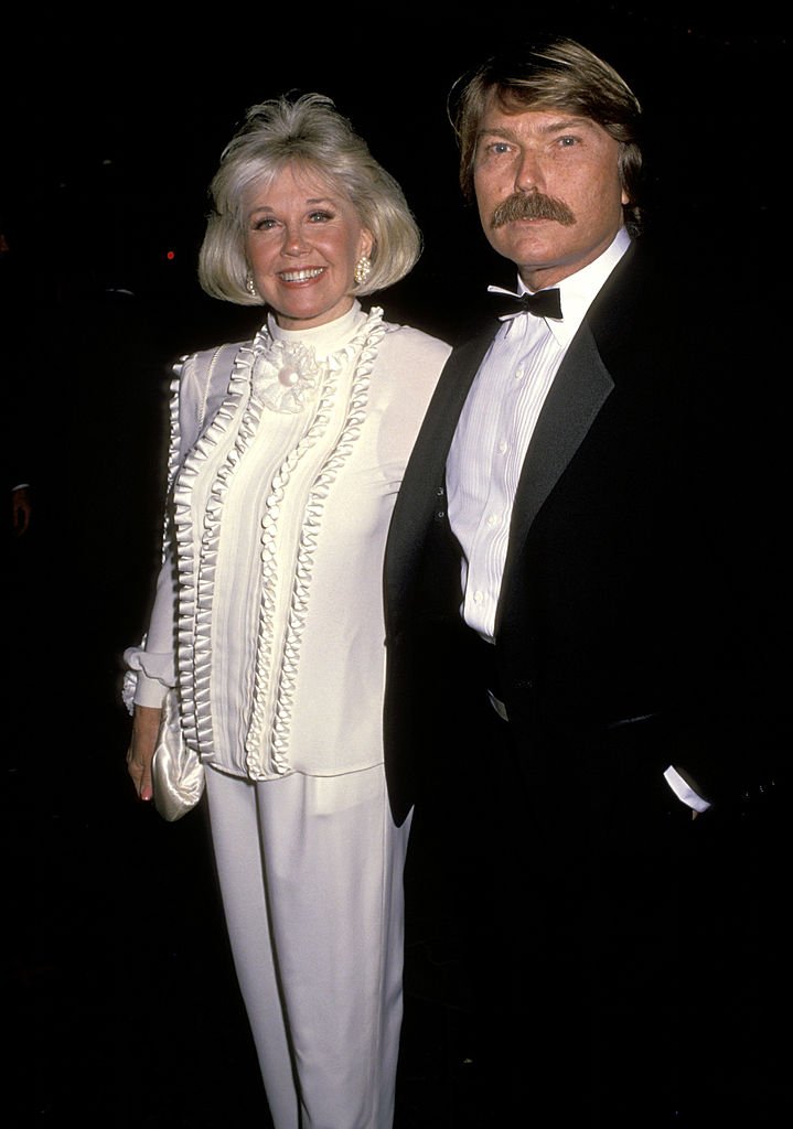 Doris Day and Terry Melcher at the 46th Annual Golden Globe Awards | Photo: Getty Images