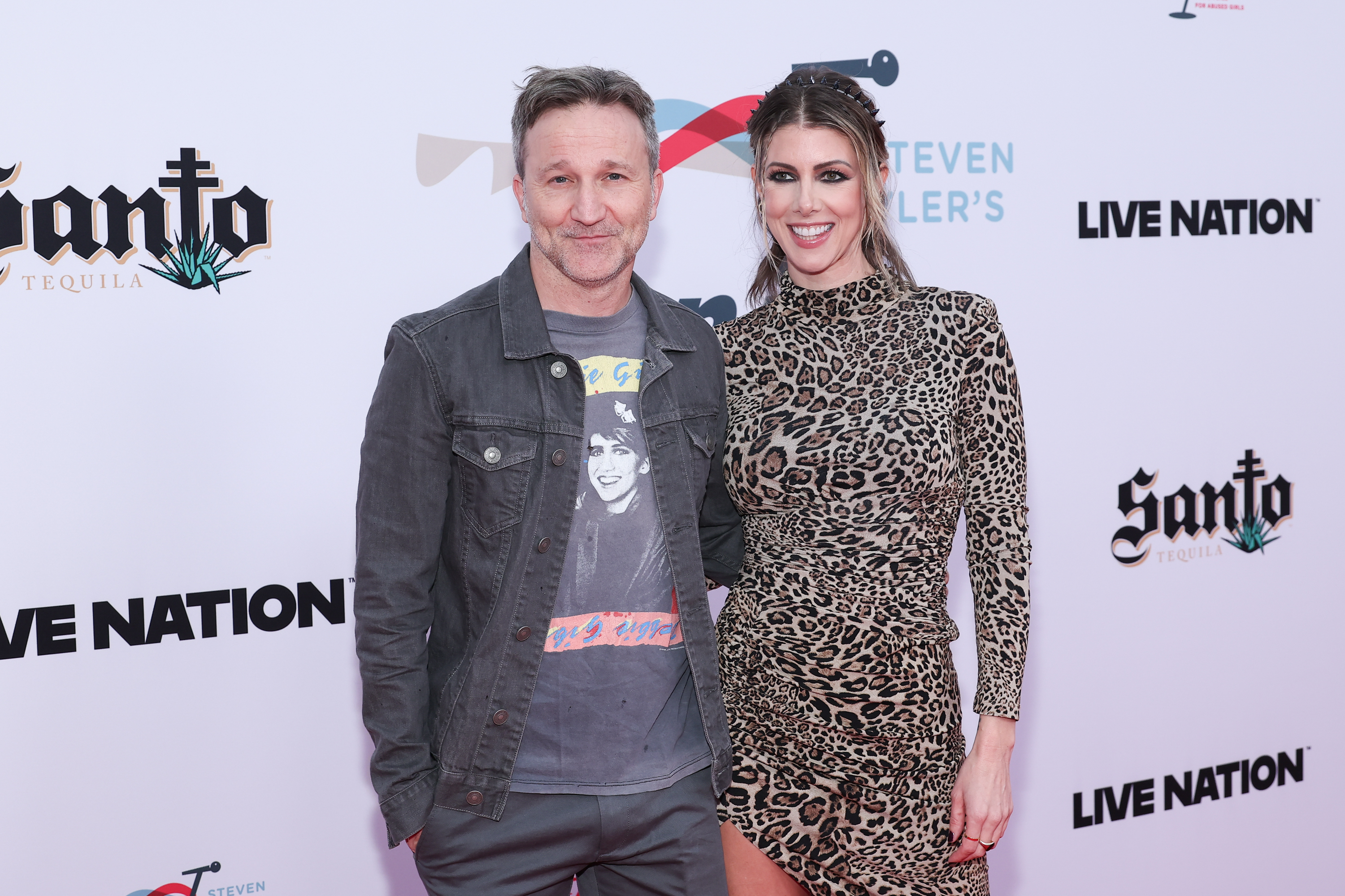 Breckin Meyer and Kelly Rizzo during the 5th Jam for Janie GRAMMY Awards Viewing Party on February 4, 2024, in Los Angeles, California. | Source: Getty Images