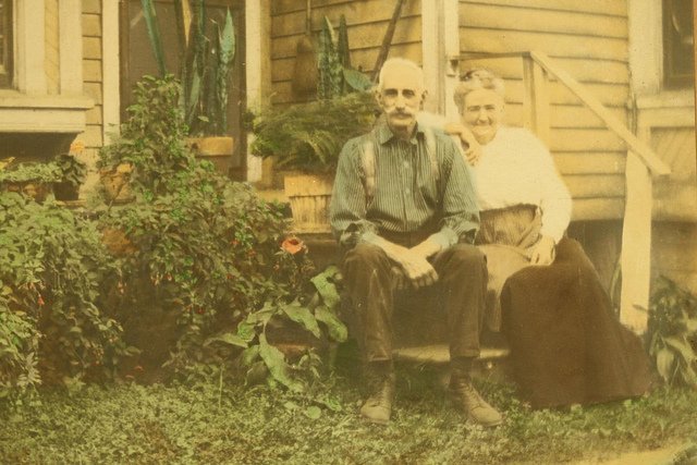 Un couple de personnes âgées. l Source: Flickr Un couple de personnes âgées. l Source: Flickr