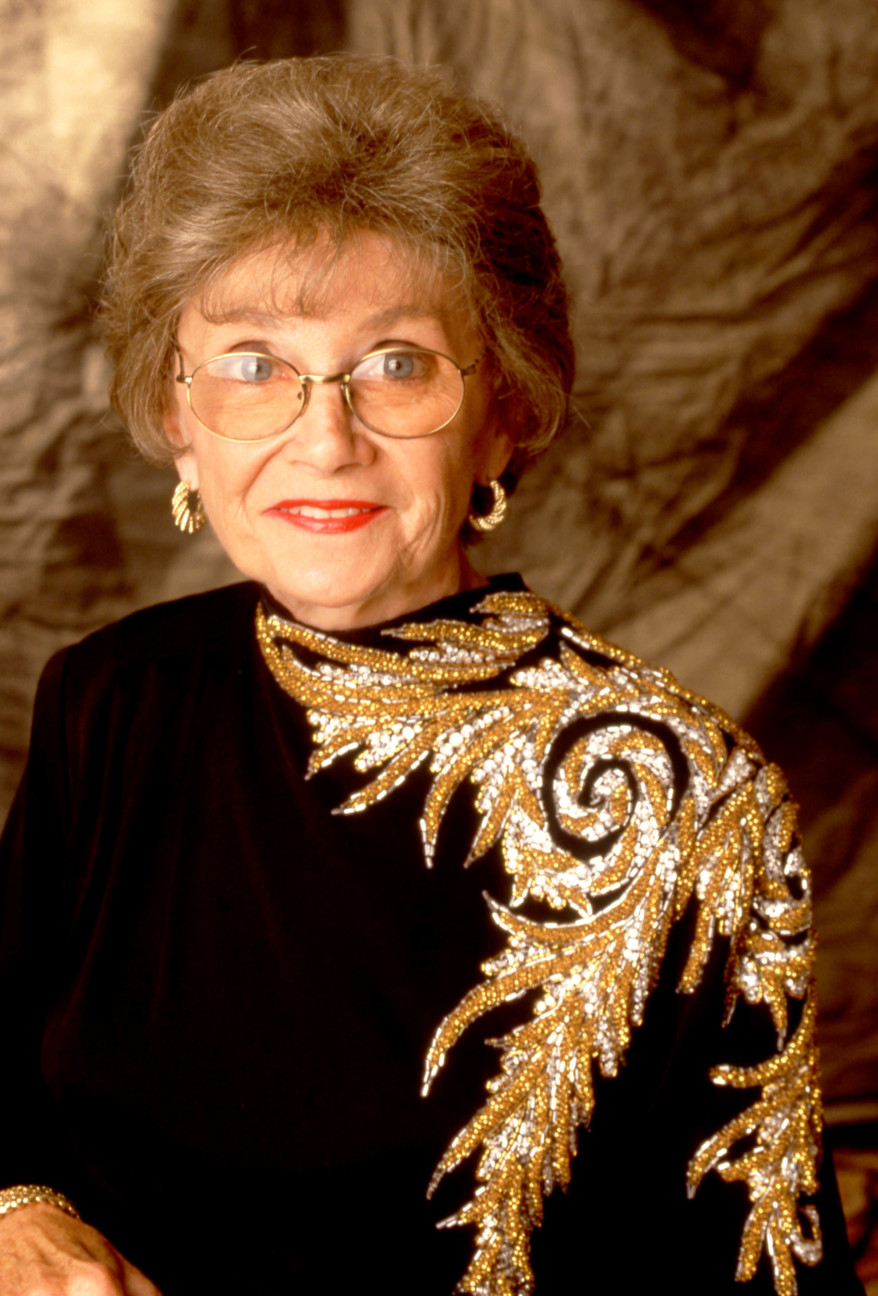 Estelle Getty attending the Second Annual Comedy Hall of Fame Awards at the Beverly Hilton Hotel on August 28, 1994 in Beverly Hills, California. | Source: Getty Images