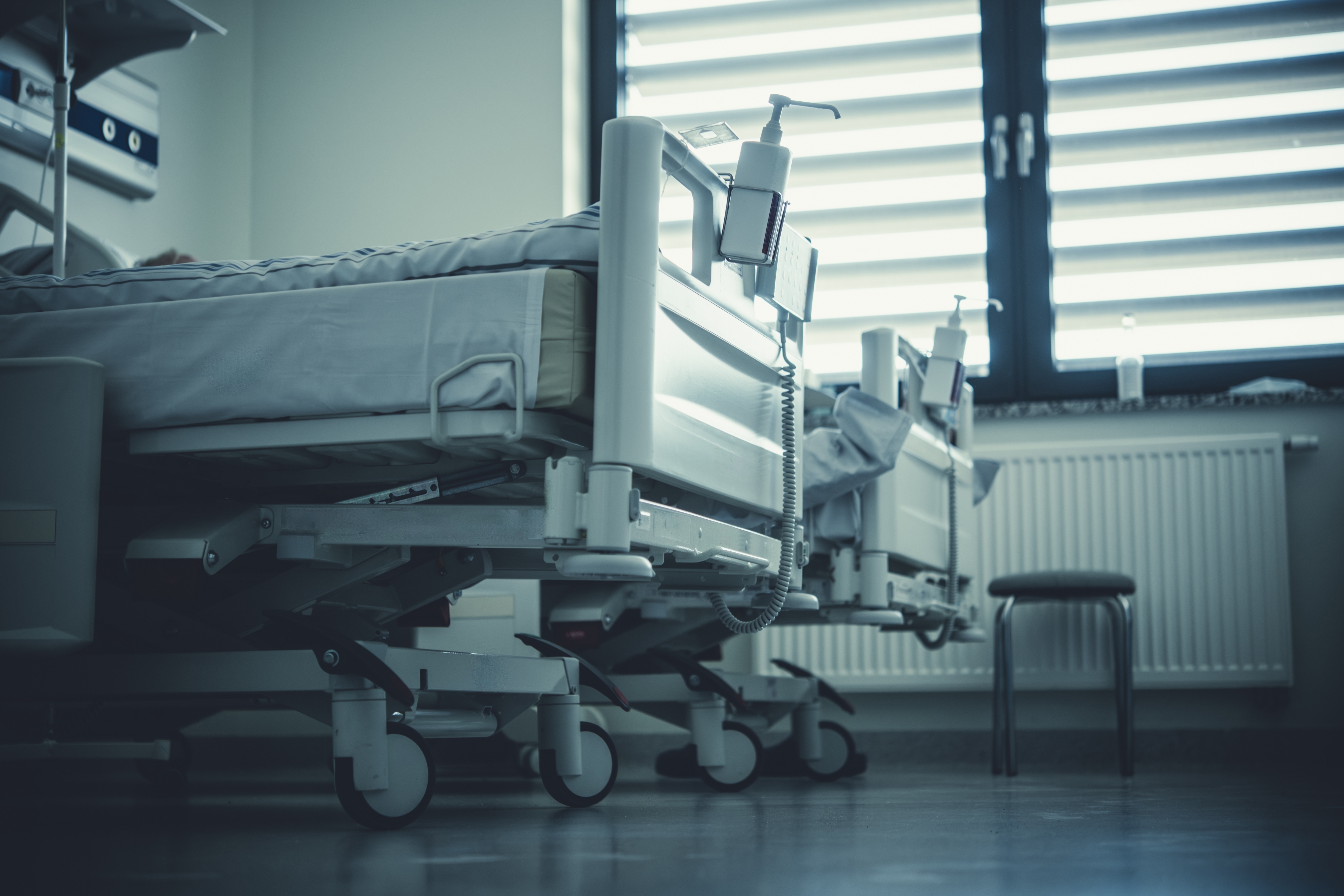 Beds in hospital room. | Source: Shutterstock