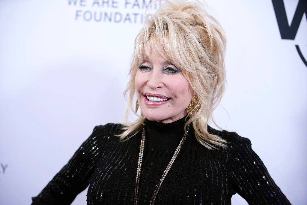 Dolly Parton attends We Are Family Foundation honors Dolly Parton & Jean Paul Gaultier at Hammerstein Ballroom. | Photo: Getty Images