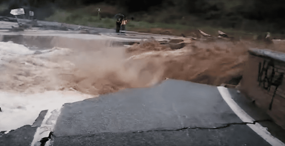 Imagen de las inundaciones en Navarra, España. | Imagen: YouTube/EL PAÍS Imagen de las inundaciones en Navarra, España. | Imagen: YouTube/EL PAÍS