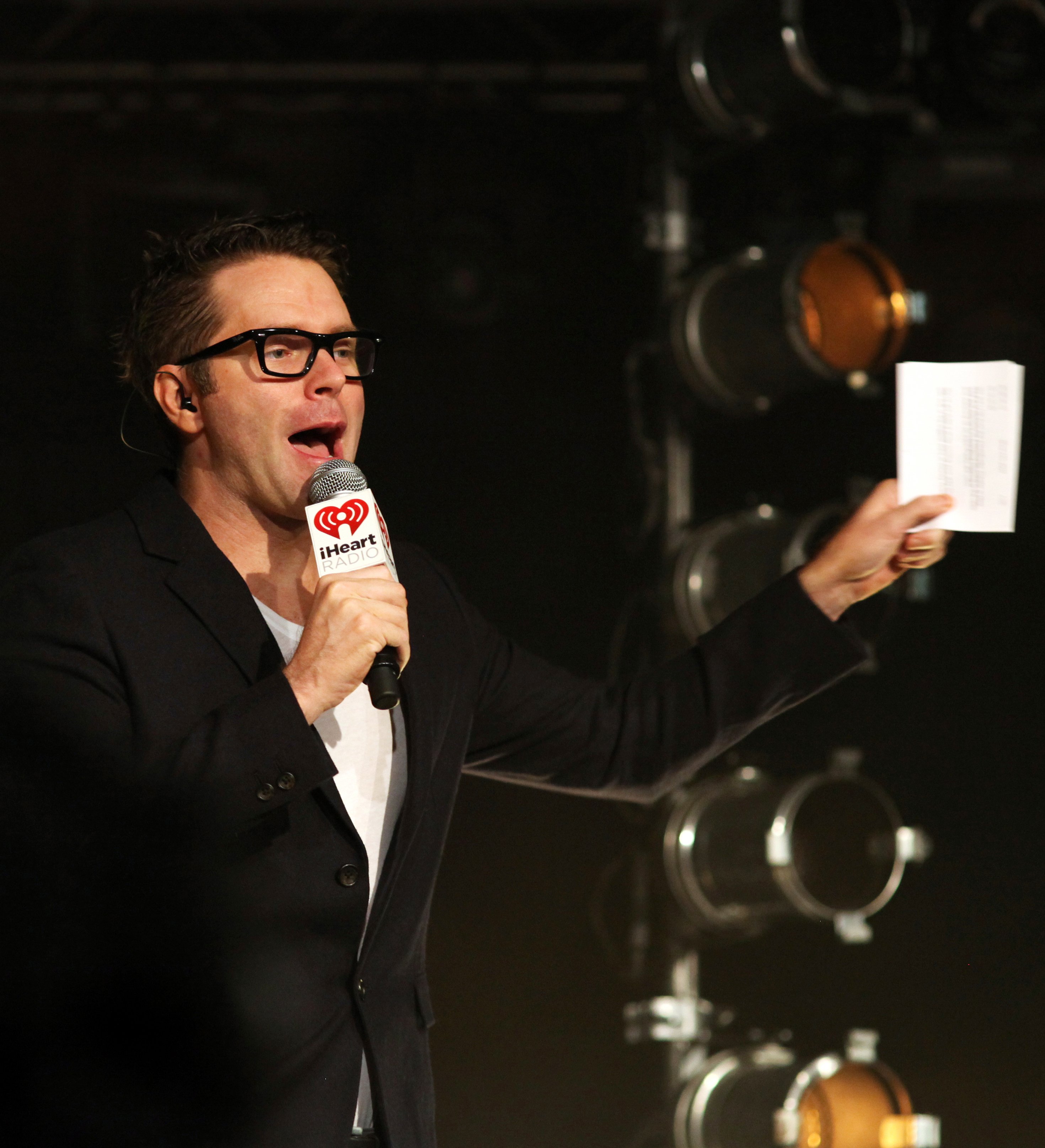 Bobby Bones at the iHeartRadio Theater on August 28, 2014 in New York City, for Brad Paisley's album release party . | Photo: Lisa Gansky ,CC BY-SA 2.0 / WikiMedia