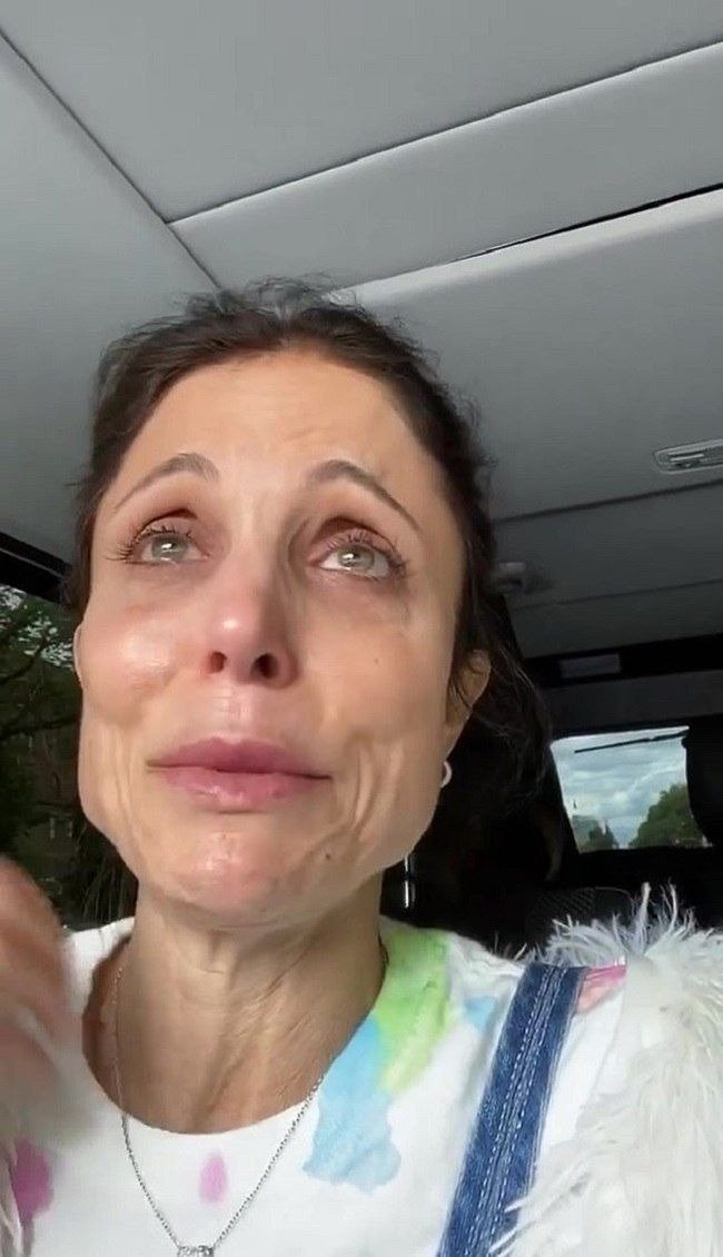 A picture of Bethenny crying on her Instagram story speaking about racism. | Photo: Instagram/bethennyfrankel