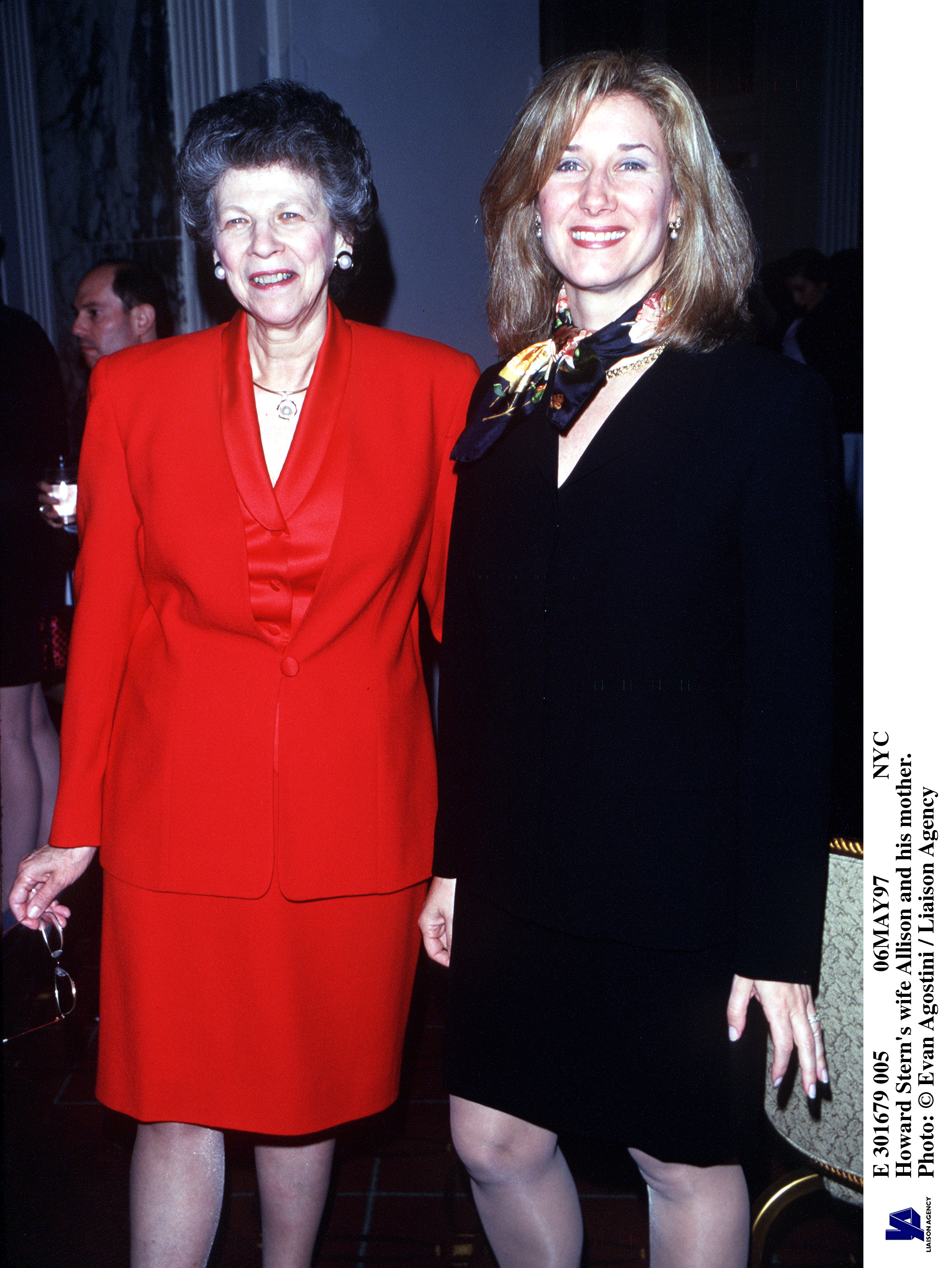 Howard Stern's mother and his wife, Alison Stern, in New York City on May 6, 1997 | Source: Getty Images