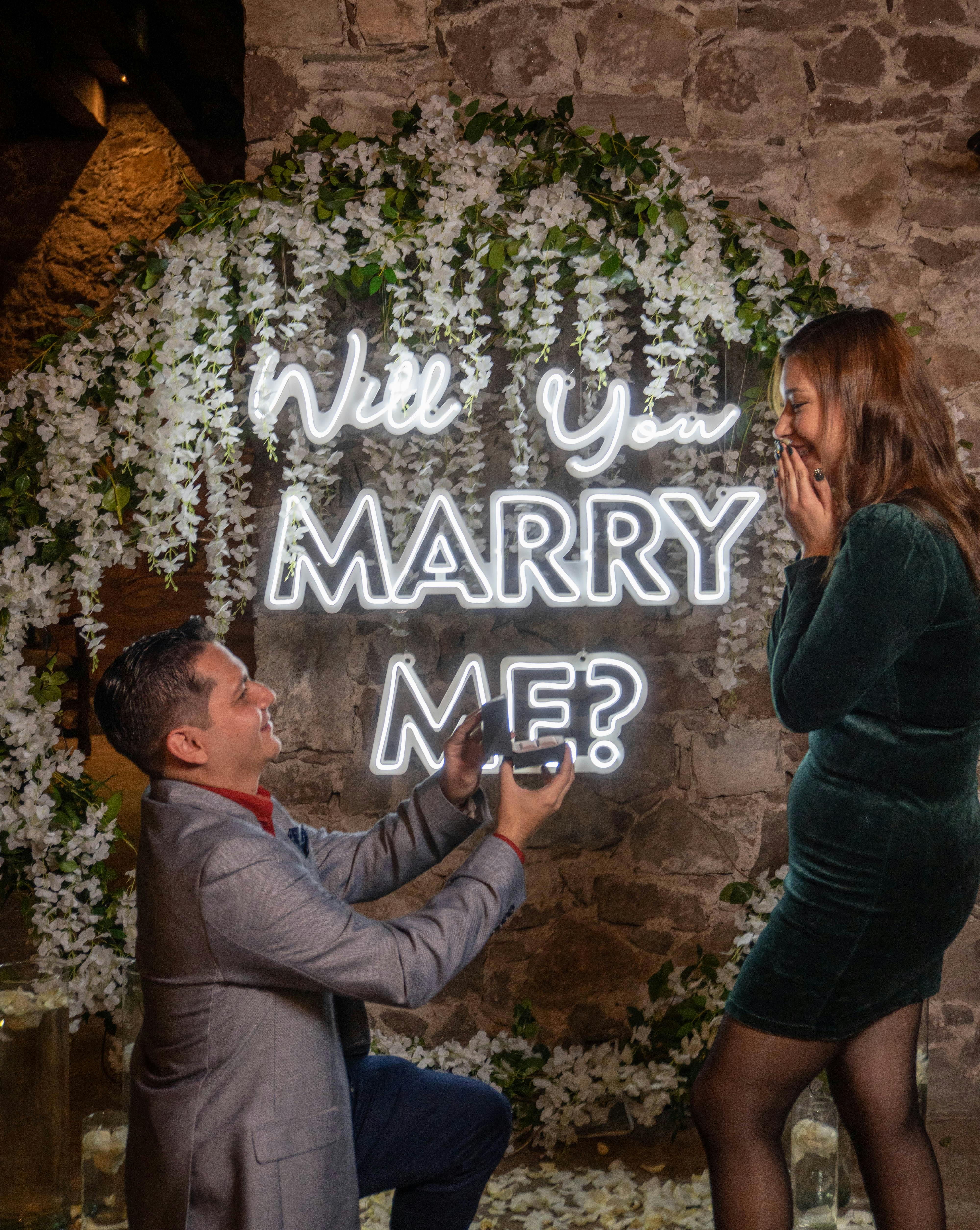 A proposal | Source: Pexels