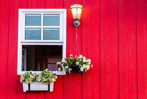 An open house window. | Source: Shutterstock.