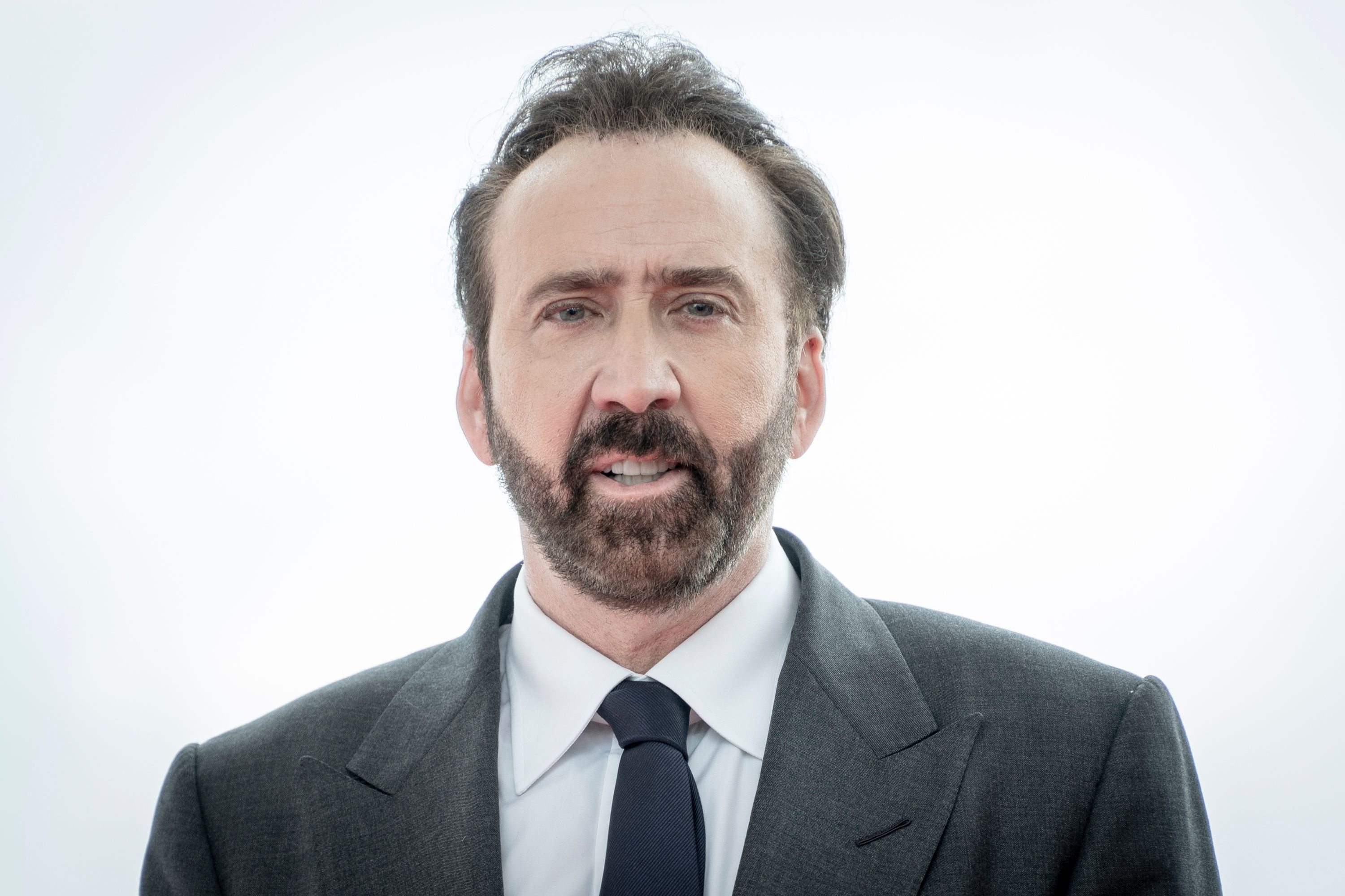 Nicolas Cage posando durante en la tercera jornada del Festival de Cine de Sitges 2018 en Sitges, España | Foto: Getty Images