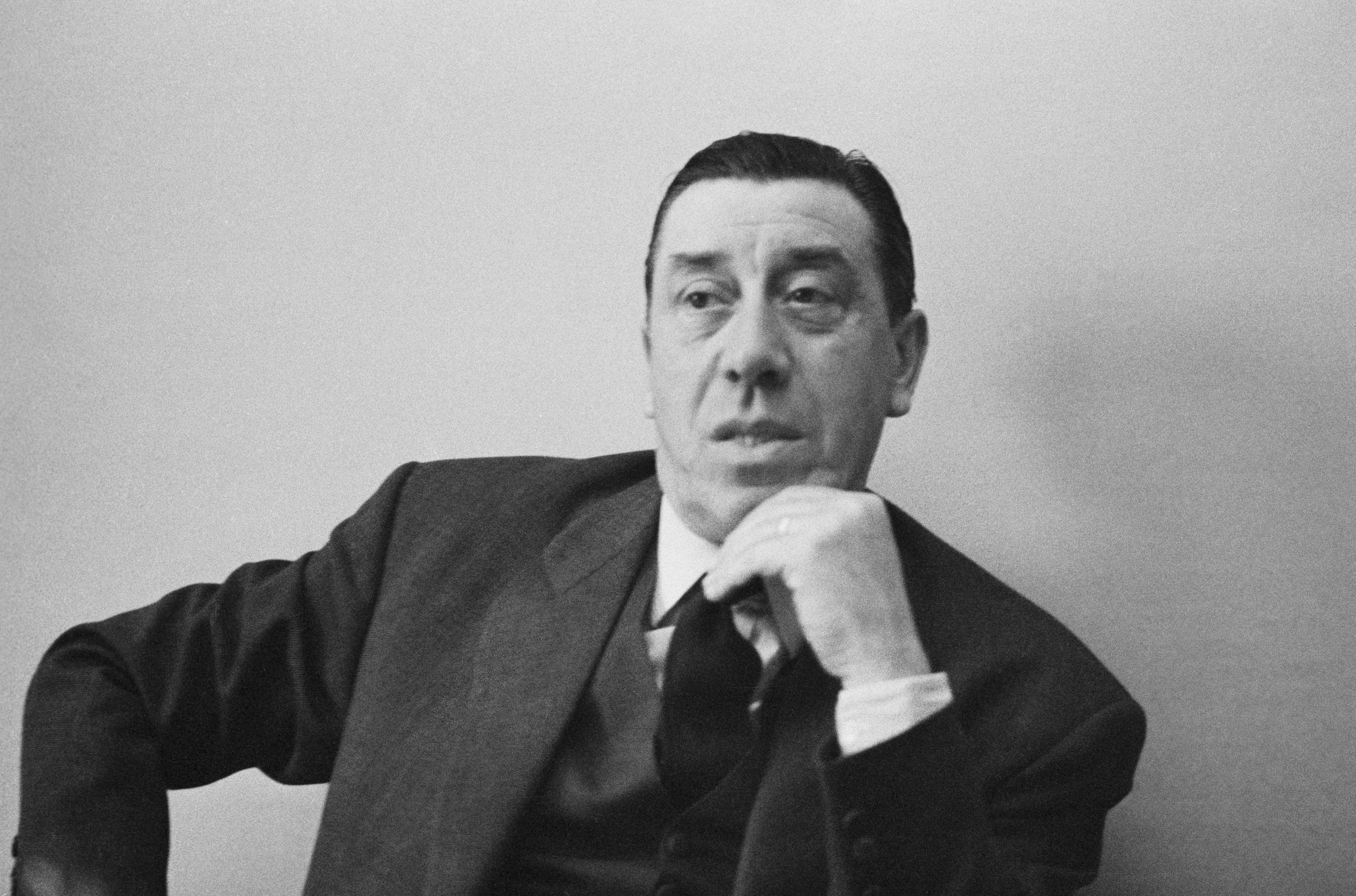 L'incontournable Fernandel à Paris en 1964. l Source : Getty Images