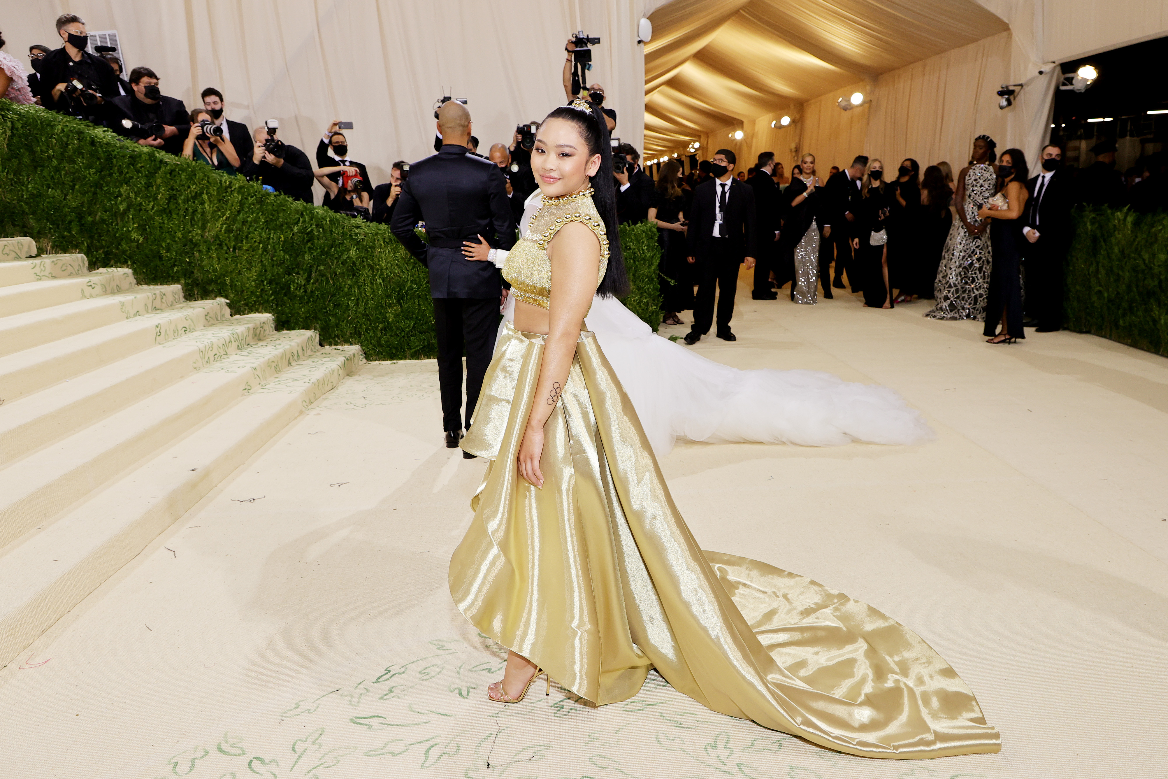 Suni Lee at The 2021 Met Gala on September 13, 2021, in New York. | Source: Getty Images