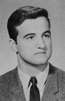 John Belushi as a senior in high school. | Source: Wikimedia Commons