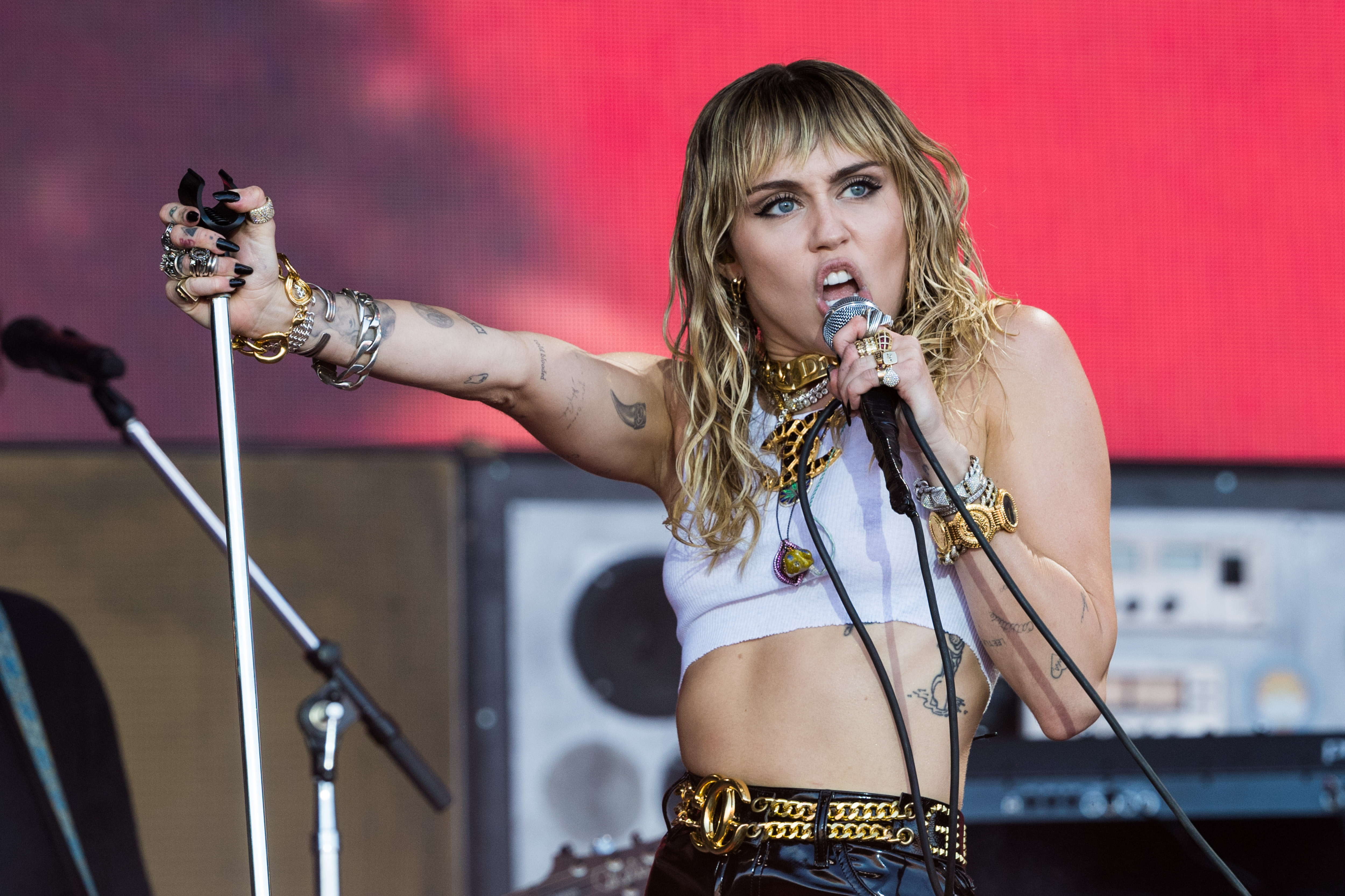 Miley Cyrus performs on the Pyramid Stage during day five of the Glastonbury Festival at Worthy Farm in Pilton, England, on June 30, 2019 | Source: Getty Images