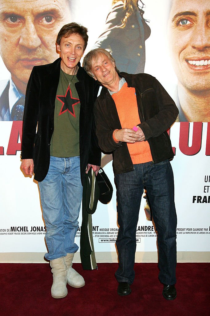 Le chanteur Dave et son partenaire Patrick Loiseau assistent à la première de "La Doublure" à Paris. І Source: Getty Images