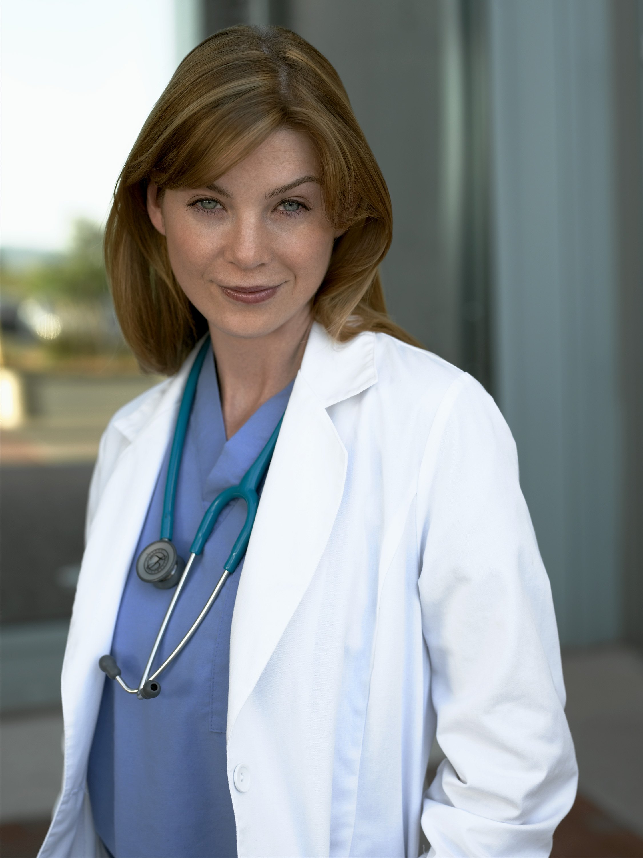 Ellen Pompeo on "Grey's Anatomy" on May 13, 2005 | Source: Getty Images 