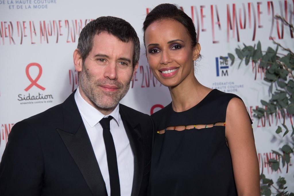 Jalil Lespert et Sonia Rolland participent au 16e Sidaction dans le cadre de la Semaine de la mode de Paris le 25 janvier 2018 à Paris, France. | Photo : Getty Images