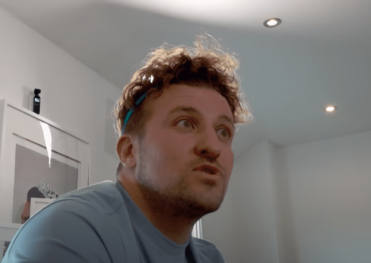 A man appears on "Catfish UK" and finds out his love interest was his flatmate all along | Photo: Youtube/MTVUK