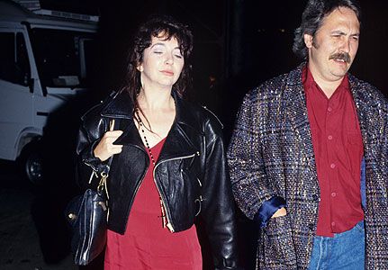 Kate Bush and her musician husband, Dan McIntosh during one of their outings | Photo: Wikimedia Commons