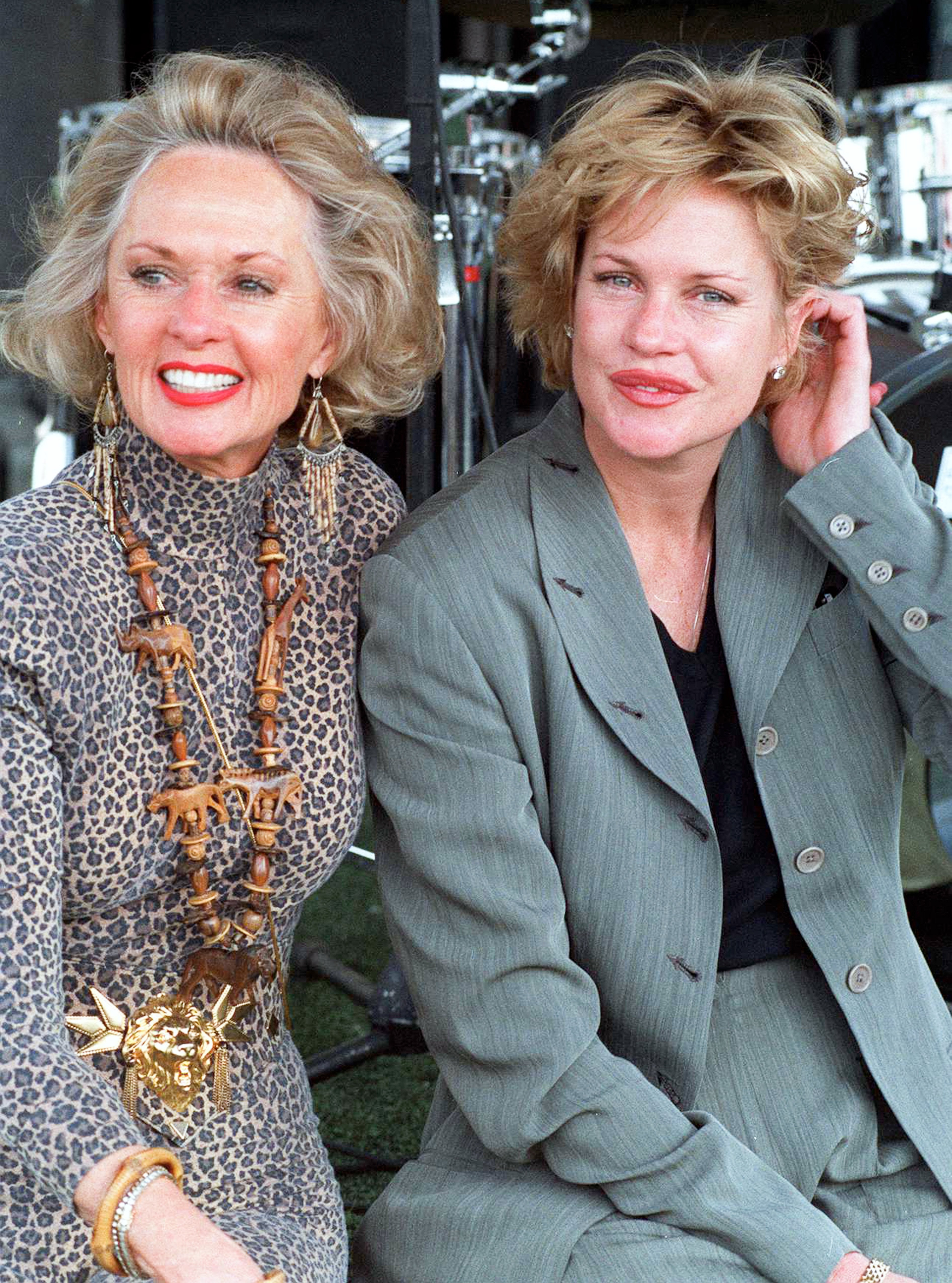 Melanie Griffith and her mother Tippi Hedren benefiting animal preservation 'Artists for Shambala', 1994. | usage worldwide  Photo: Getty Images