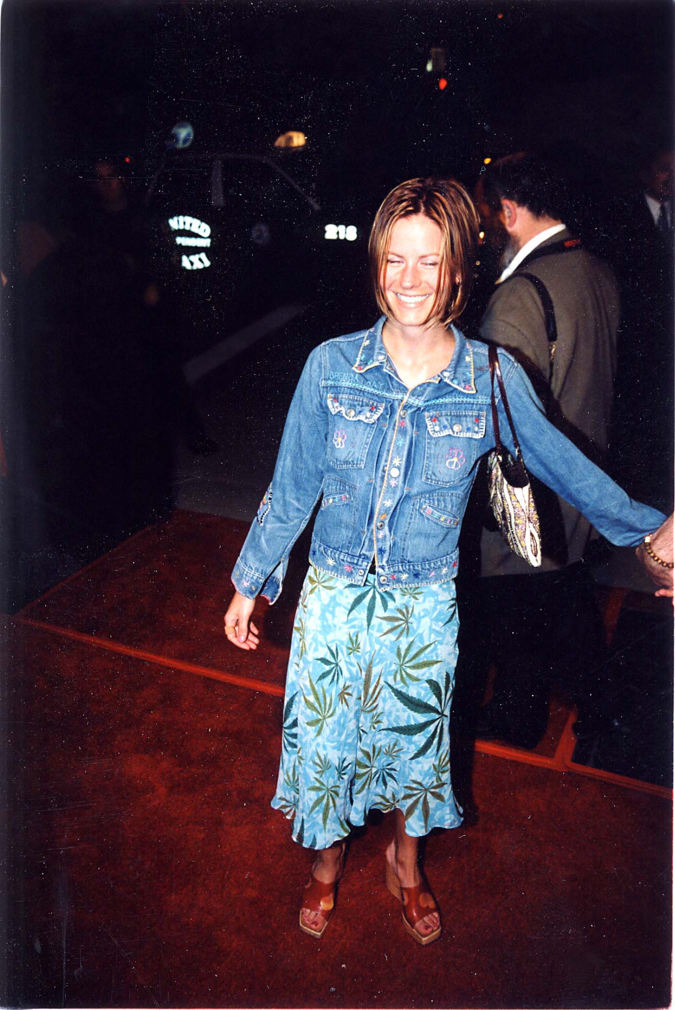 Courtney Brooke Wagner during the premiere of "High Fidelity" at El Capitan Theatre on March 28, 2000 in Hollywood, California ┃Source: Getty Images