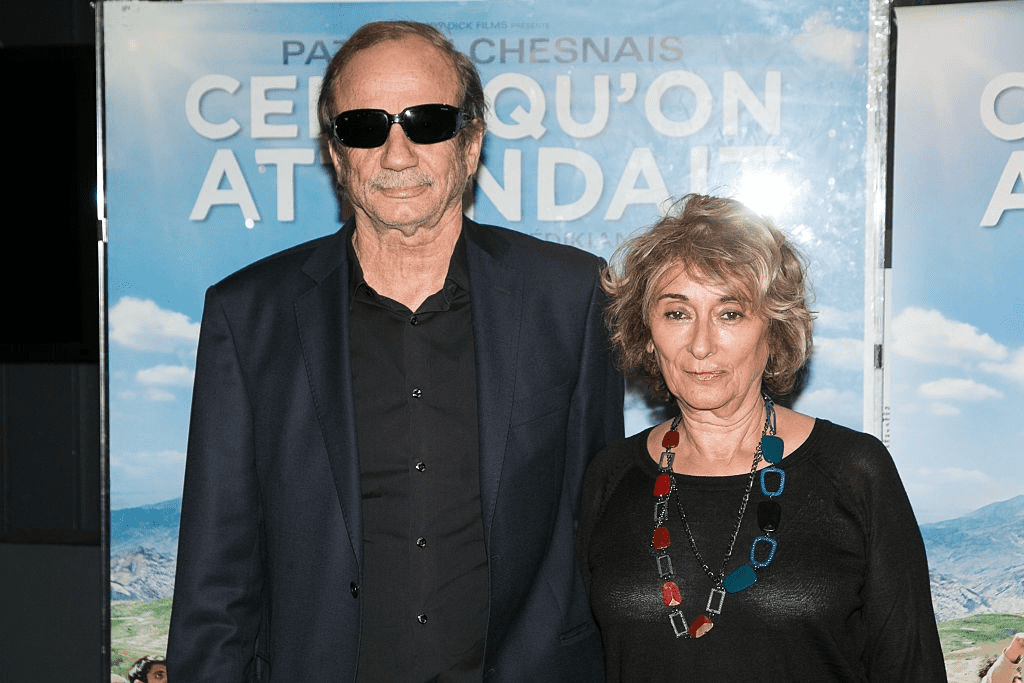 L'acteur Patrick Chesnais et Josiane Stoléru assistent à la première de "Celui qu'on attend" à l'UGC Cine Cite des Halles le 6 juin 2016 à Paris, France. | Photo : Getty Images
