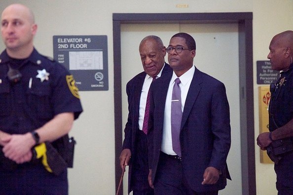 Bill Cosby walks through the Montgomery County Courthouse on the second day of sentencing in his sexual assault trial on September 25, 2018 in Norristown, Pennsylvania | Photo: Getty Images