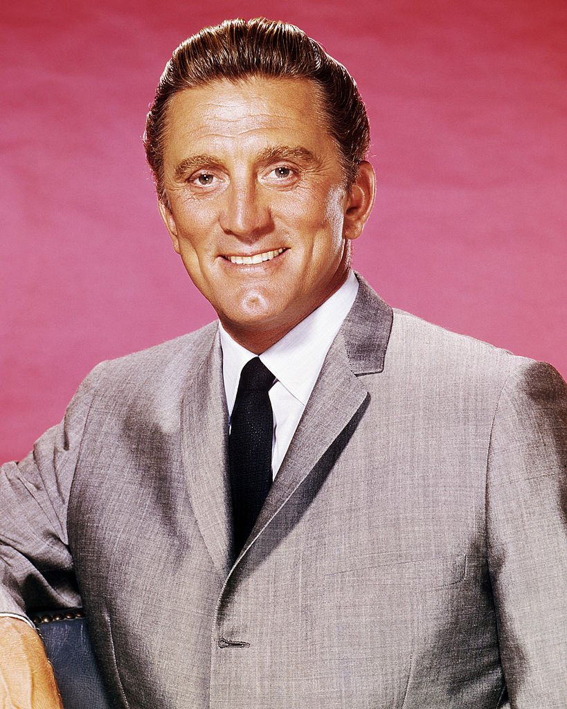 Portrait of Kirk Douglas in 1963. | Photo: Getty Images