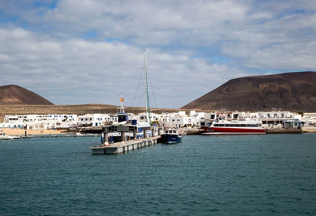 Pueblo La Isla Graciosa, Lanzarote, Islas Canarias, España. | Foto: Getty Images/Geography Photos