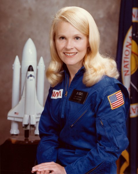 Portrait of Margaret Rhea Seddon in NASA uniform | Source: Wikimedia Commons