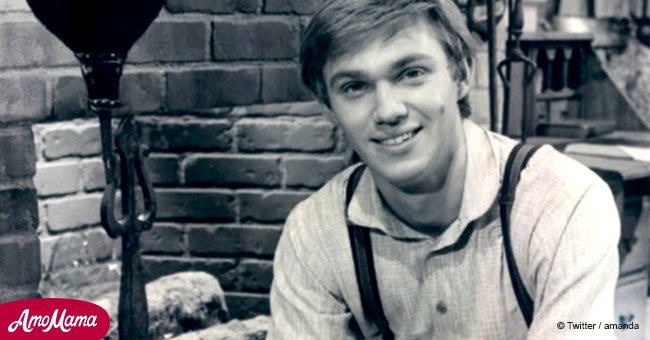 Remember John-Boy from 'The Waltons'? This is how he looks now