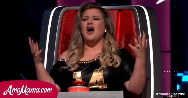 'The Voice' judge Kelly Clarkson breaks into tears after rejecting fan