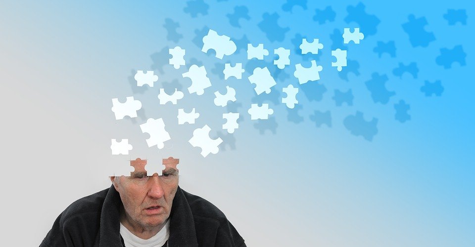 Persona con Alzheimer / Imagen tomada de: Pixabay