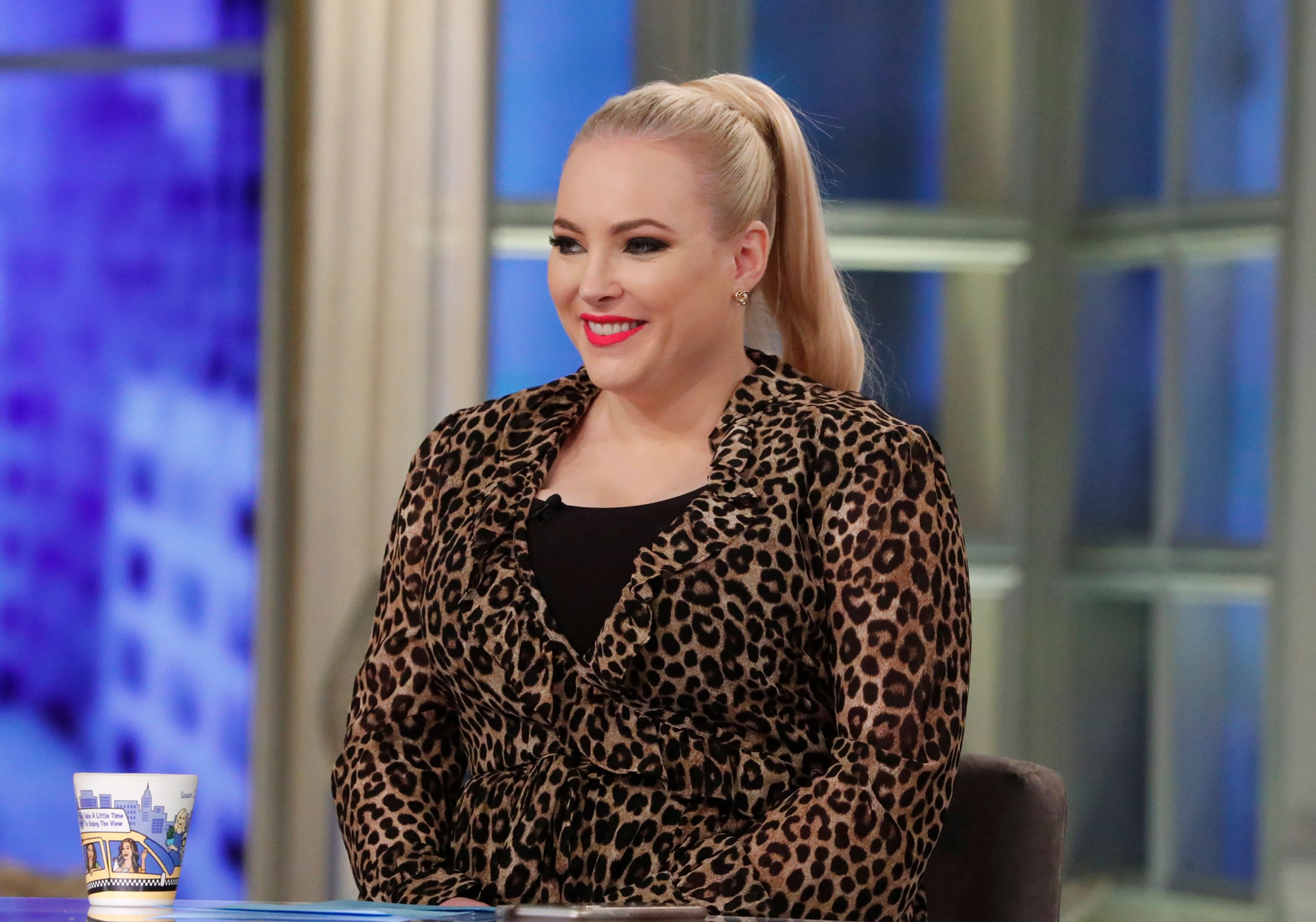 Meghan McCain on the set of  "The View" on October 24, 2019 | Photo: Getty Images