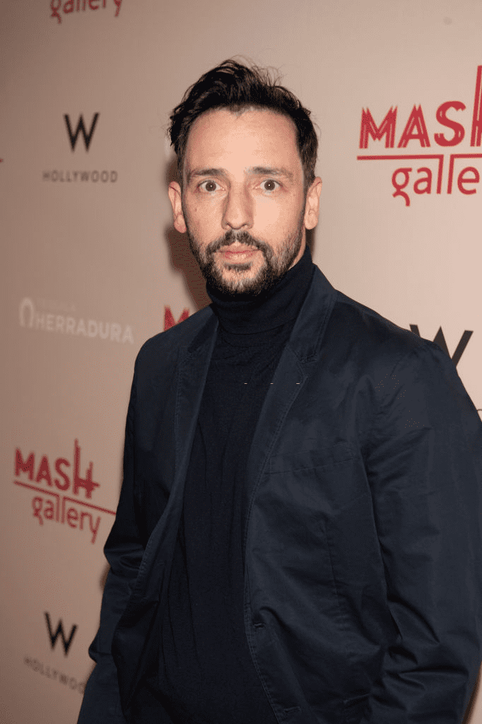 Ralf Little arrive à A Gogo by Mash Gallery le 13 février 2020 à Los Angeles, Californie. | Photo : Getty Images Ralf Little arrive à A Gogo by Mash Gallery le 13 février 2020 à Los Angeles, Californie. | Photo : Getty Images