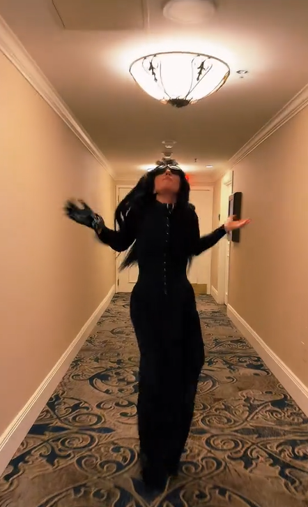 Lady Gaga shows off her eccentric moves in a hallway | Source: TikTok/ladygaga